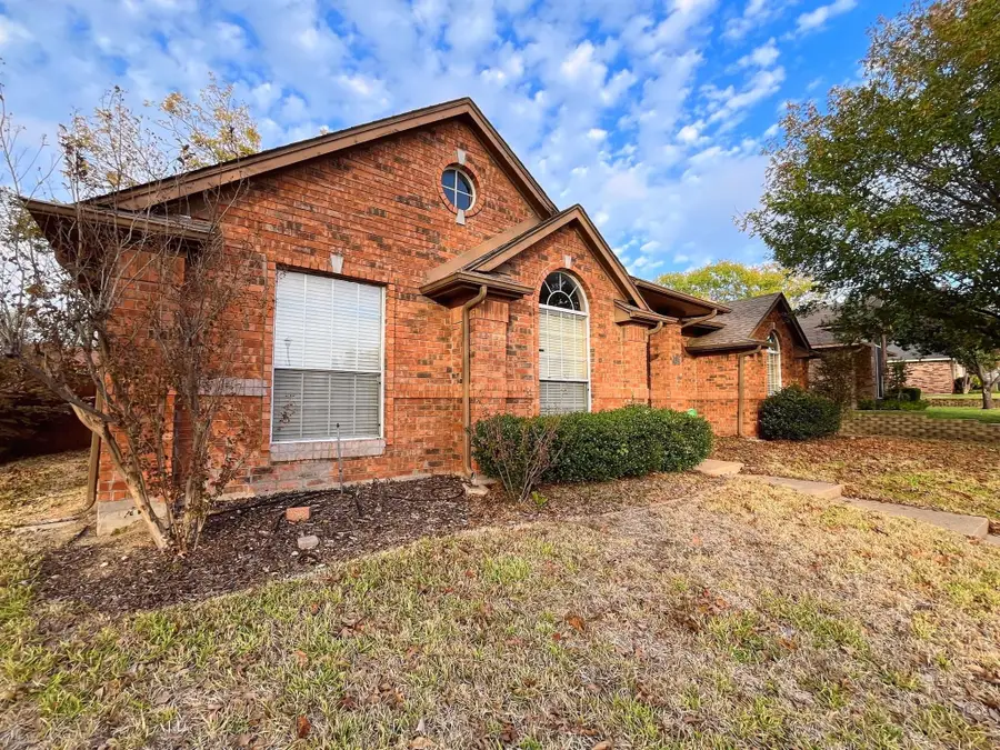 1513 Columbus Drive, Rowlett, TX 75089 - Image #2