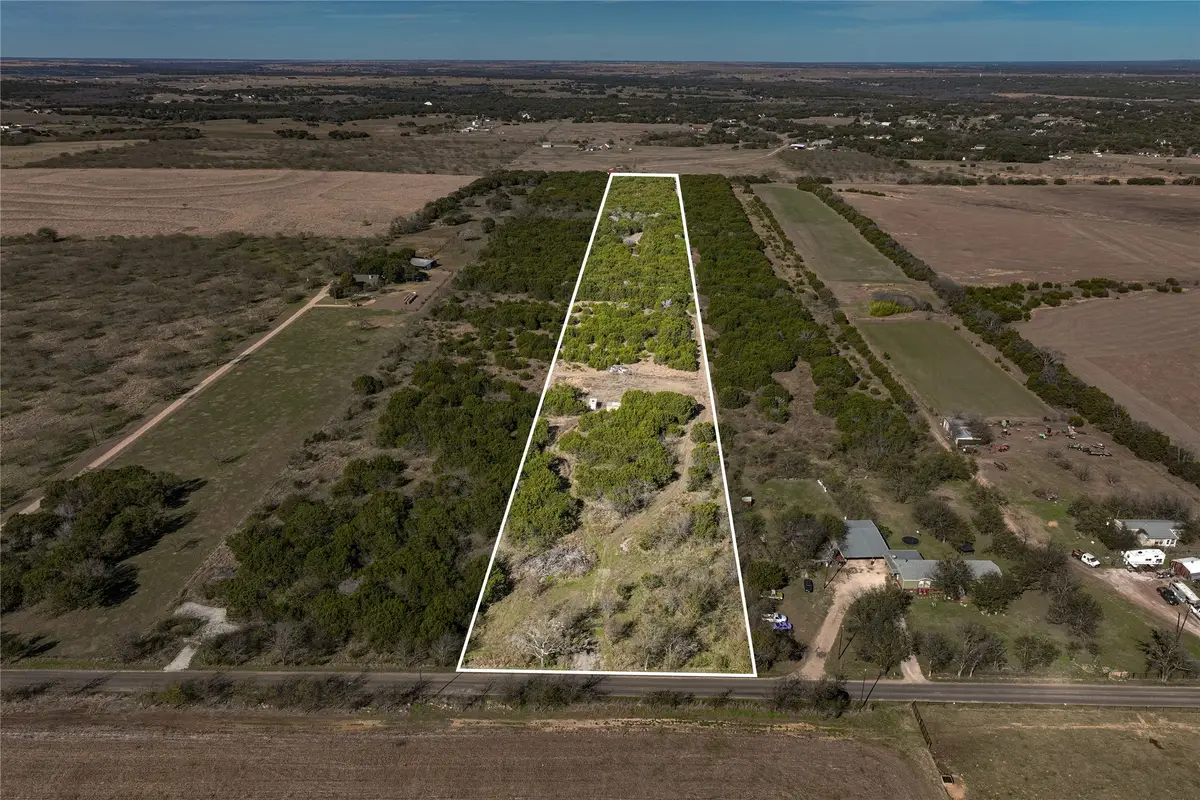 693 Garrett Lane, China Spring, TX 76633 - Image #1