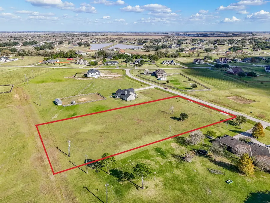 702 Comanche Trail Drive, Rosharon, TX 77583 - Image #2