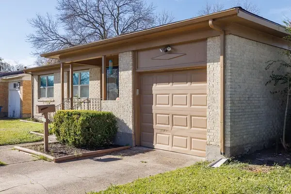 1723 Alhambra Street, Dallas, TX 75217