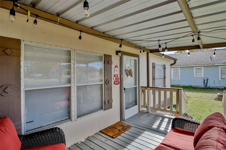 214 Gandy Street, Lipan, TX 76462 - Image #2