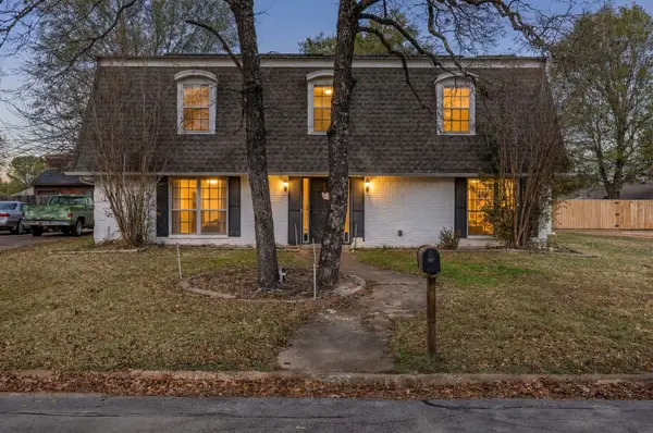 3935 Dawn Drive, Paris, TX 75462