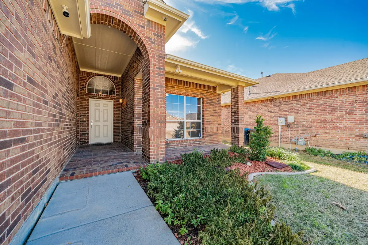 2408 Priscella Drive, Fort Worth, TX 76131 - Image #1