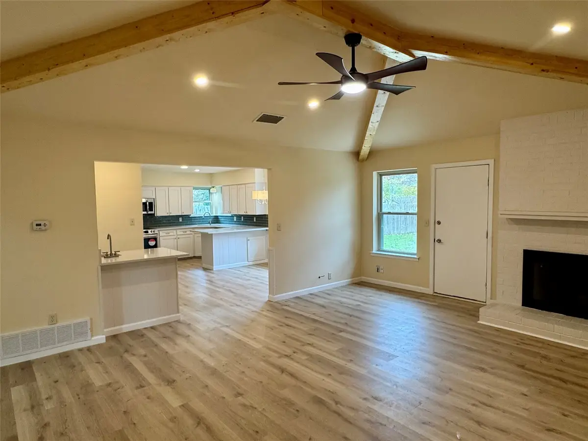 6513 Circleview Drive, North Richland Hills, TX 76180 - Image #1