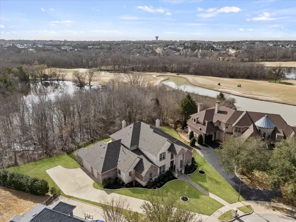 6 Waters Edge Court, Heath, TX 75032