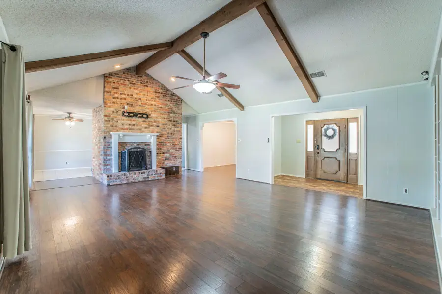 6729 Oliver Drive, North Richland Hills, TX 76180 - Image #3