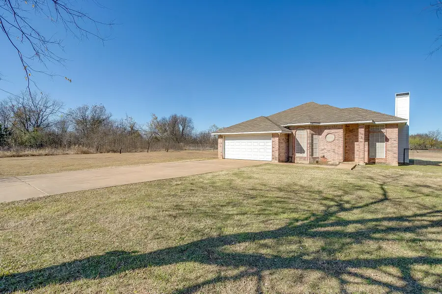 1000 County Road 1105, Rio Vista, TX 76093 - Image #2