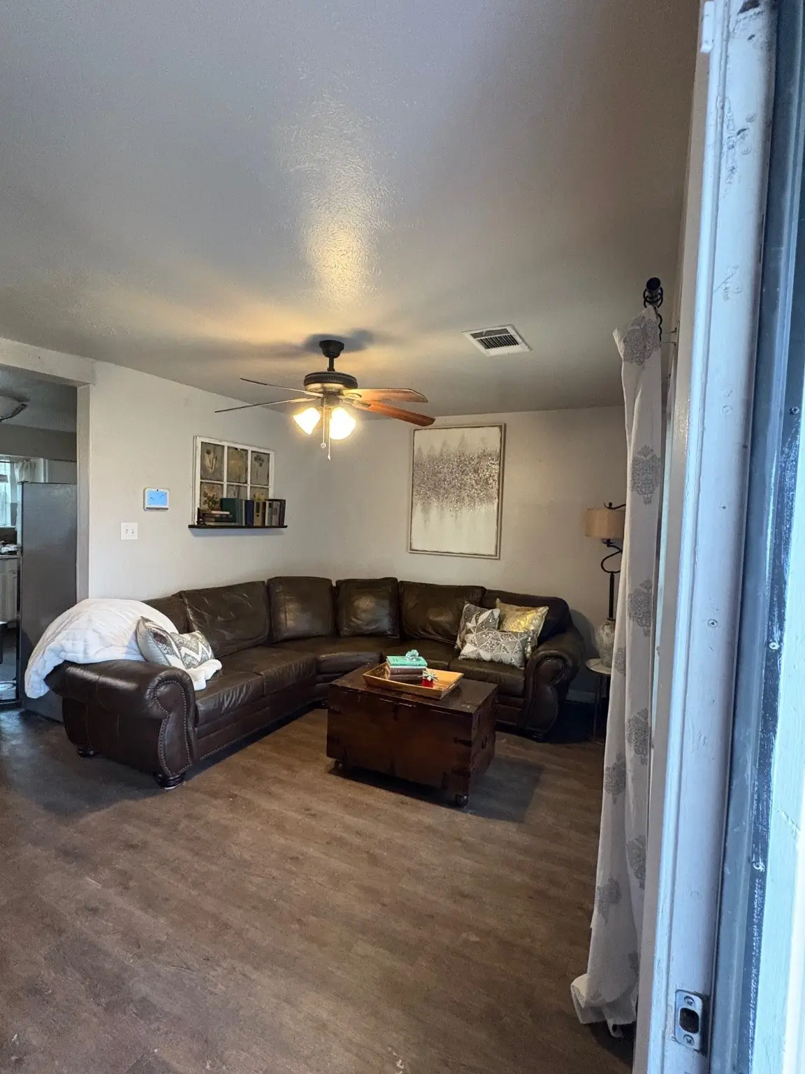 712 SW Sunnybrook Drive, Burleson, TX 76028 - Image #1