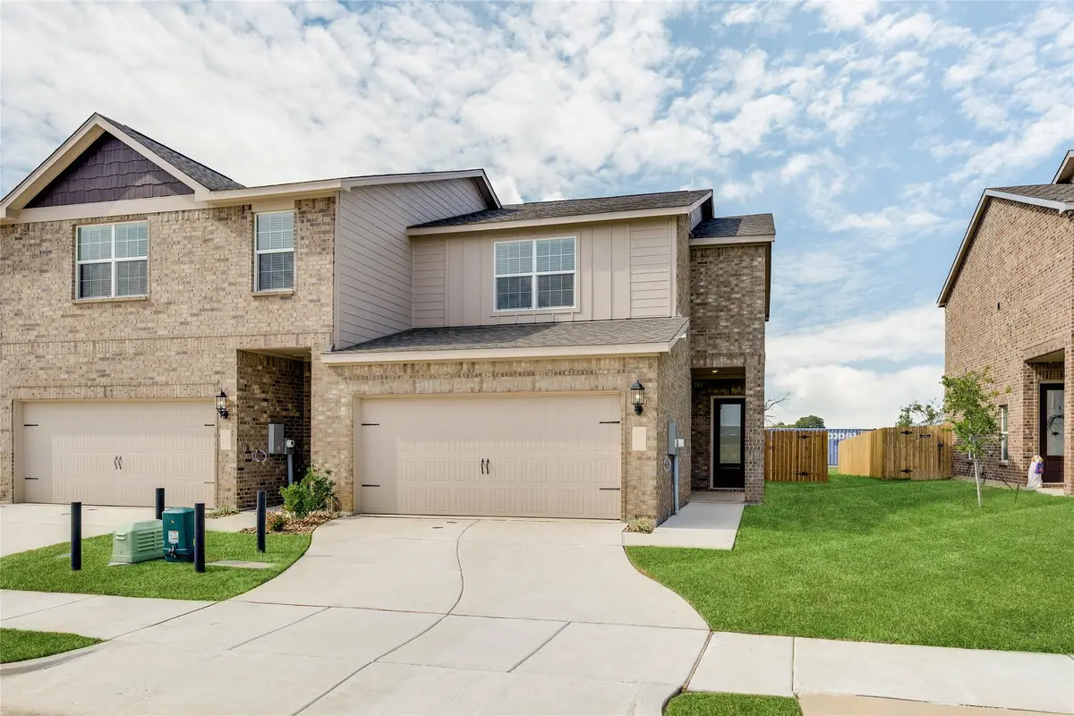 437 Mb's Way, Pilot Point, TX 76258 - Image #1