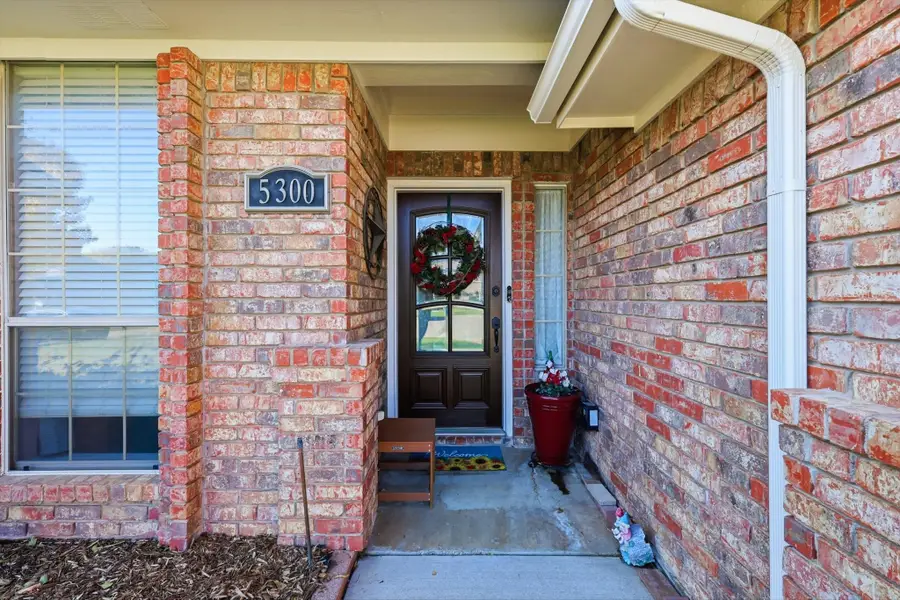5300 Huntington Court, Colleyville, TX 76034 - Image #3