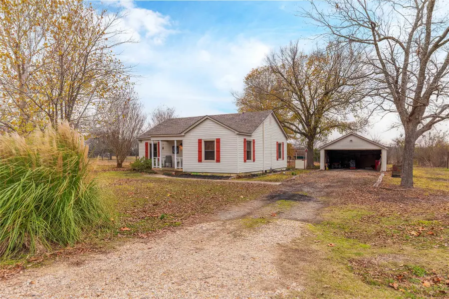 4180 Fm 68, Wolfe City, TX 75496 - Image #3