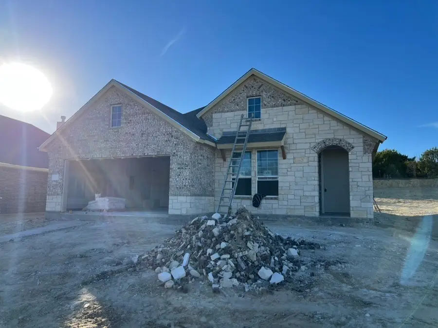 561 Waterford Park Boulevard, Weatherford, TX 76087 - Image #3