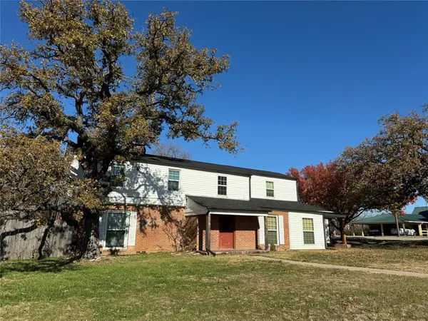 610 W Cedar Street, Nocona, TX 76255
