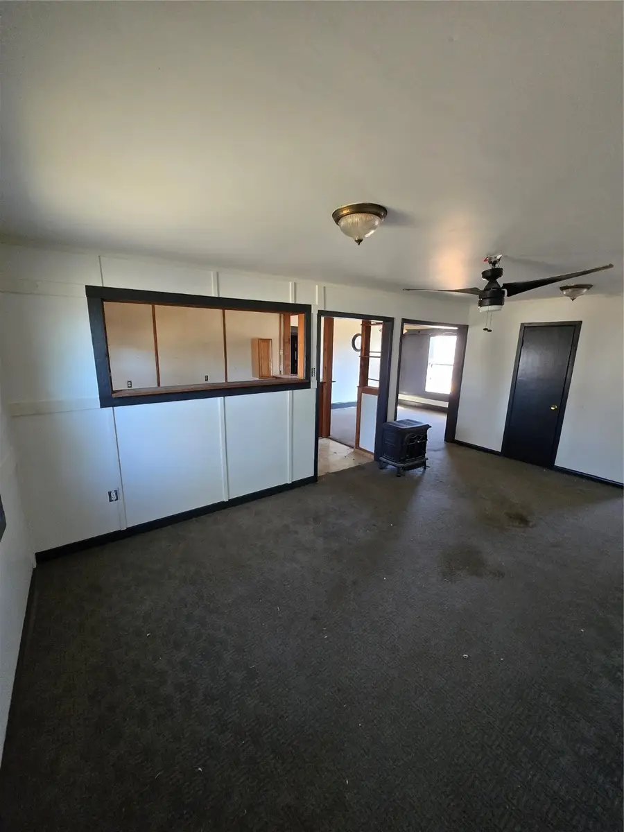 481 Avenue D, Lawn, TX 79530 - Image #2