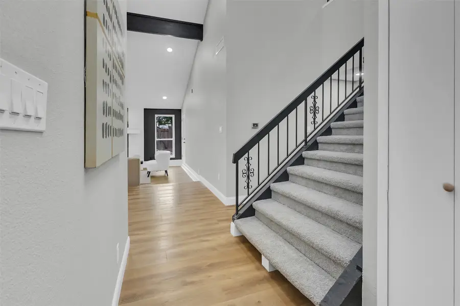 3048 Old Orchard Lane, Bedford, TX 76021 - Image #3