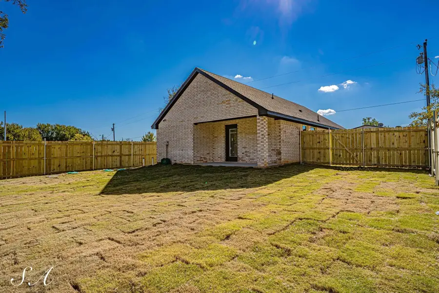 1610 Ridgeview Trail, Granbury, TX 76048 - Image #2