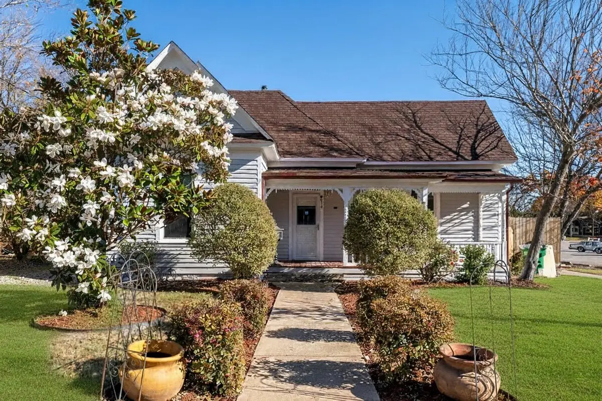 514 N Rogers Street, Waxahachie, TX 75165 - Image #1