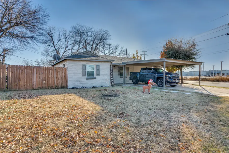 9225 N Dodson Drive, White Settlement, TX 76108 - Image #2