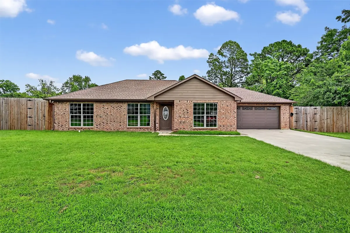 315 Stone Street, Collinsville, TX 76233 - Image #1