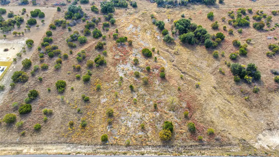 124 Gilmore Court, Lipan, TX 76462 - Image #3