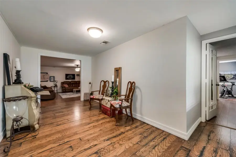 614 W 4th Street, Justin, TX 76247 - Image #3