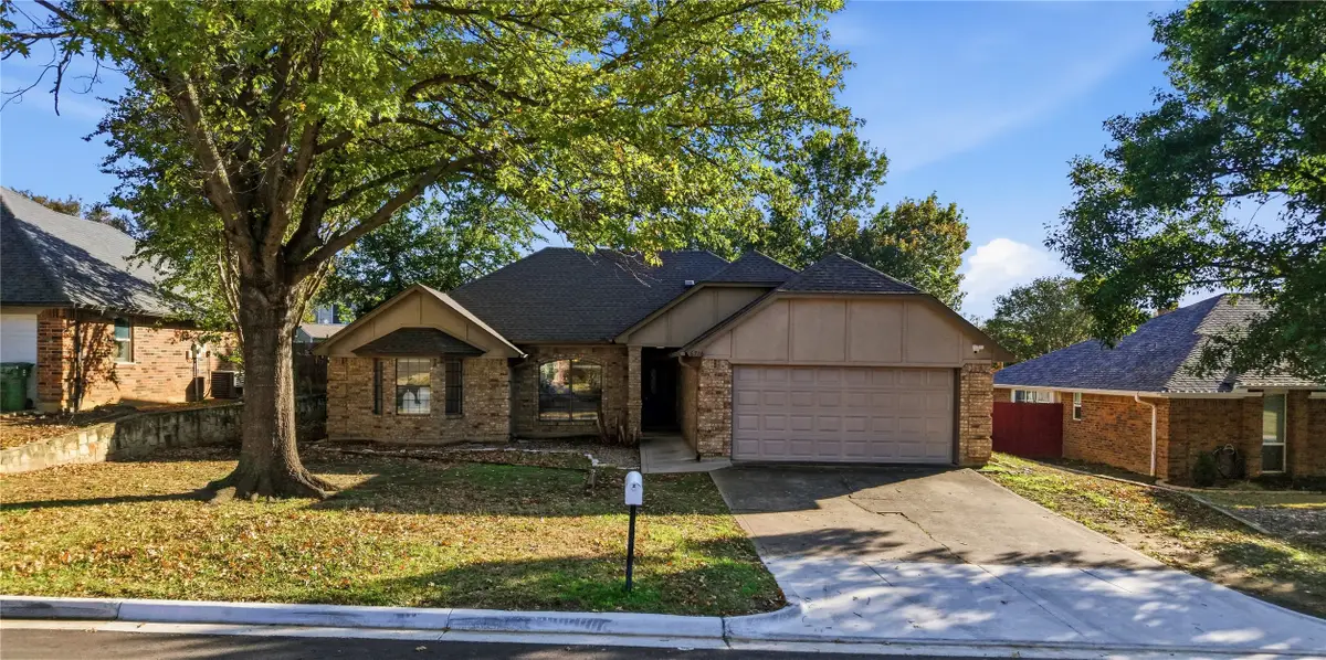 6716 Inwood Drive, North Richland Hills, TX 76182 - Image #1
