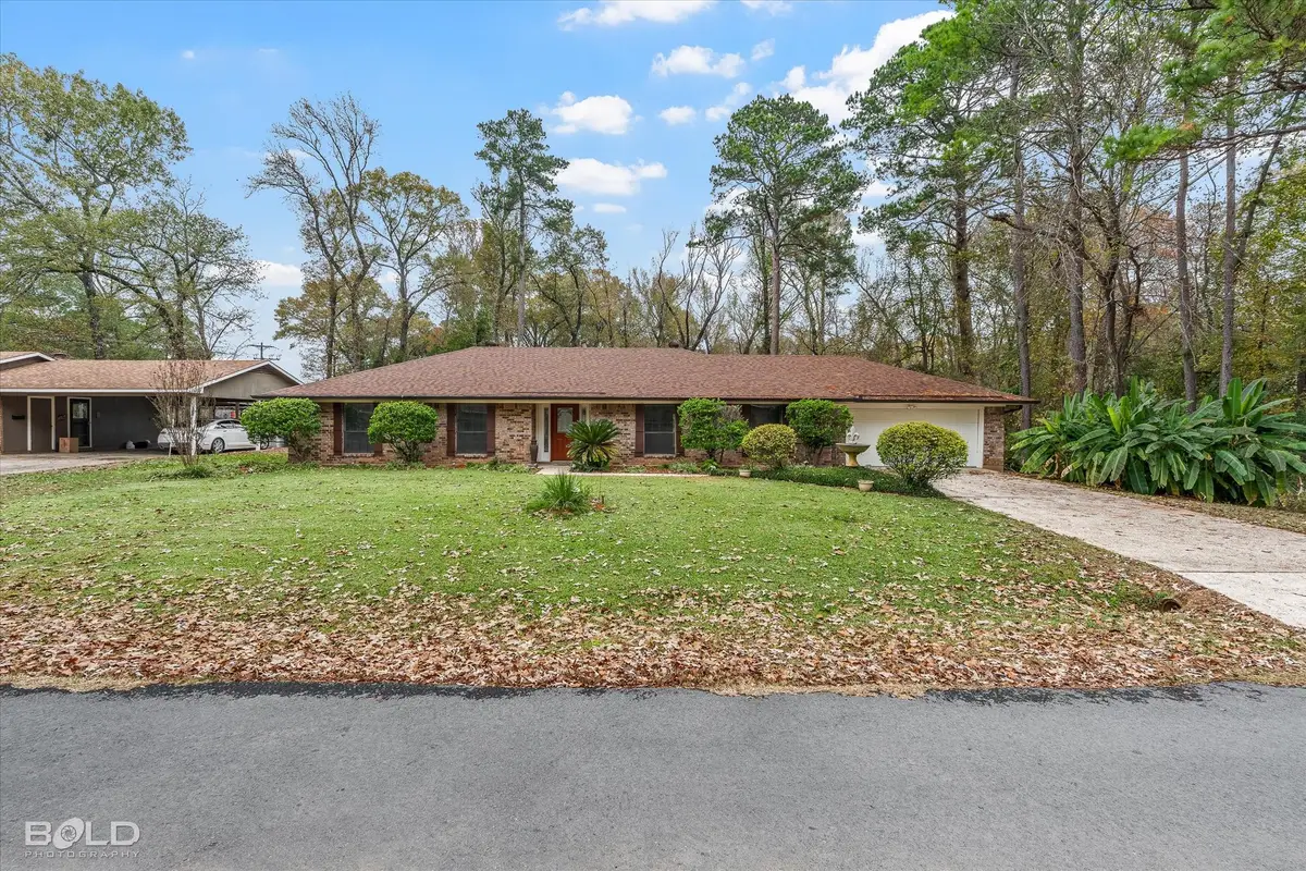 8707 Woodstock Drive, Haughton, LA 71037 - Image #1