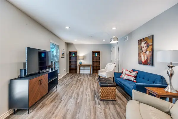 5326 Fleetwood Oaks Avenue #147, Dallas, TX 75235