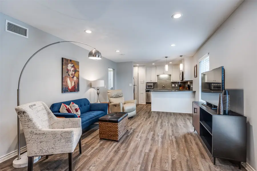 5326 Fleetwood Oaks Avenue #147, Dallas, TX 75235 - Image #2