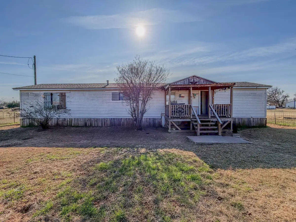 115 Cimmaron Loop, Weatherford, TX 76087 - Image #1