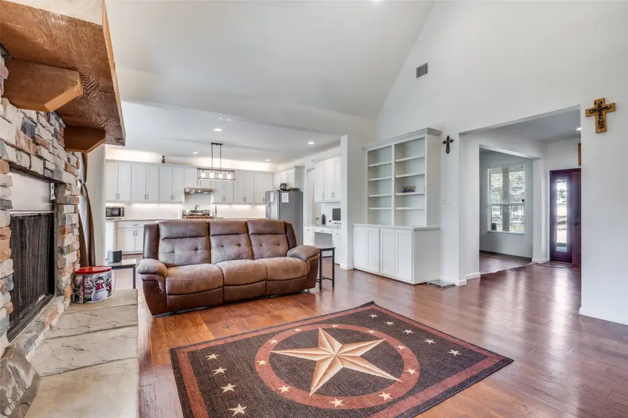 4351 County Road 1202, Cleburne, TX 76031 - Image #3