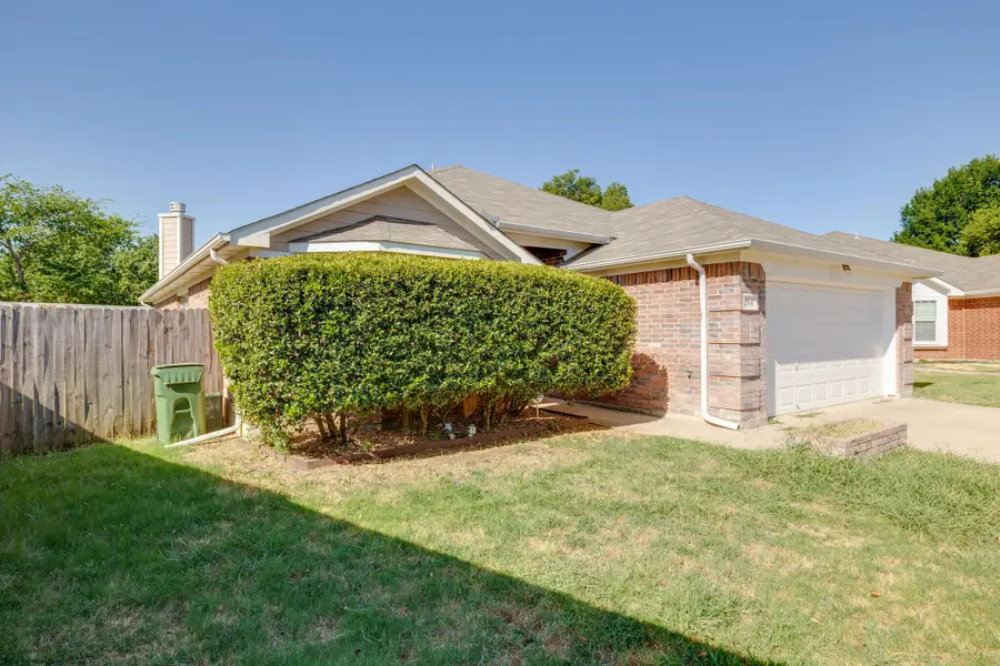 504 Ammonite Court, Arlington, TX 76002 - Image #3