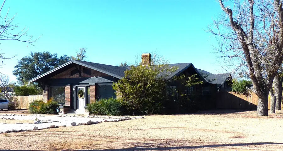 617 N Bridge, Brady, TX 76825 - Image #3