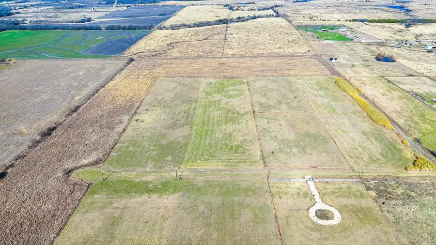 Lot 22 NW Private Road 1270a #Paso Robles, Corsicana, TX 75110 - Image #2