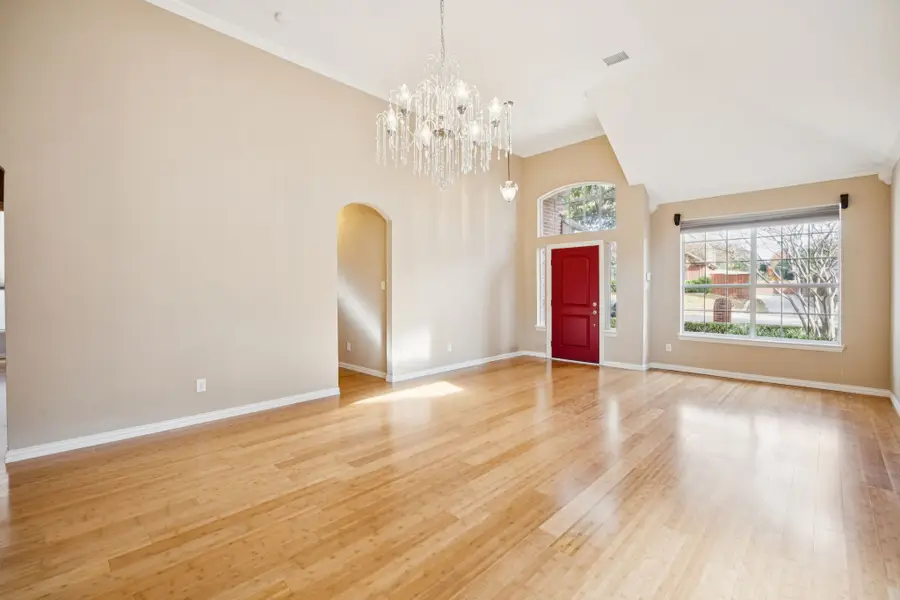 17707 Knollmeadow Lane, Dallas, TX 75287 - Image #2