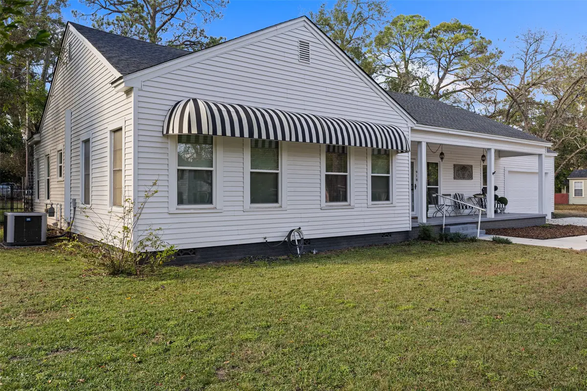 918 N Montgomery Street, Gilmer, TX 75644 - #1