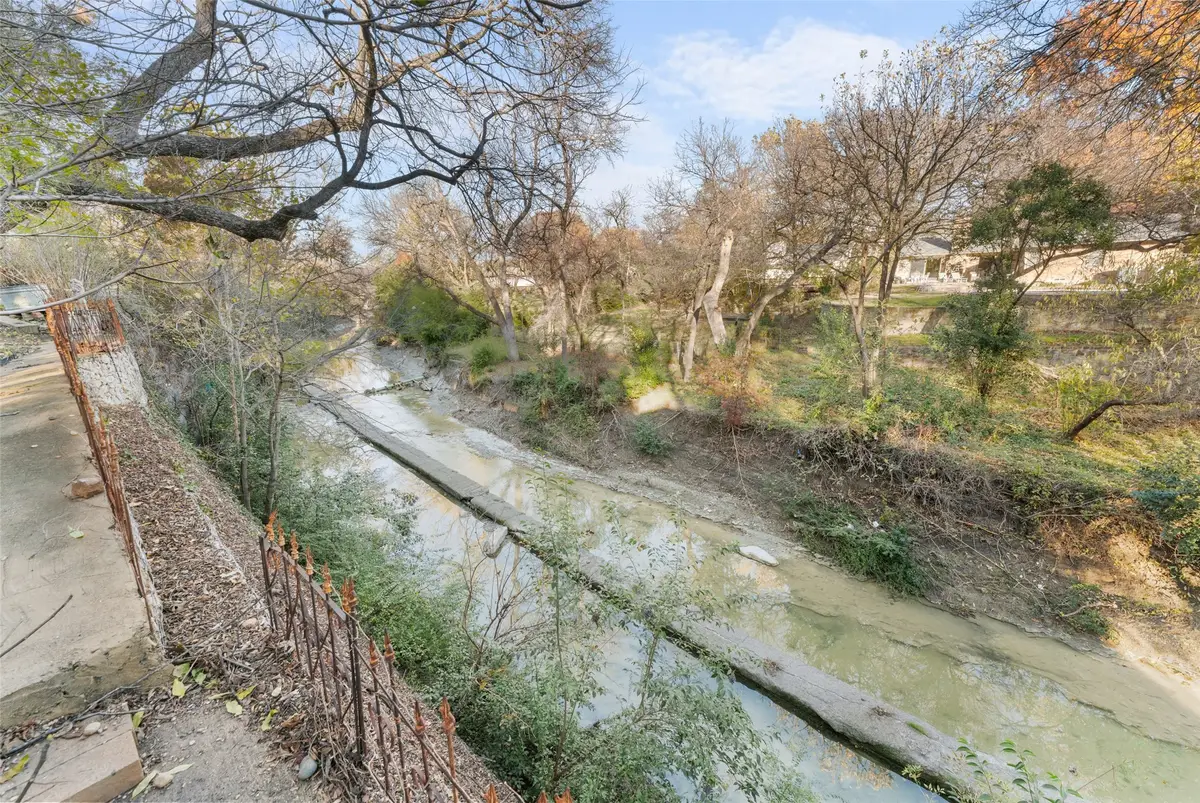 607 Shadywood Lane, Richardson, TX 75080 - Image #1