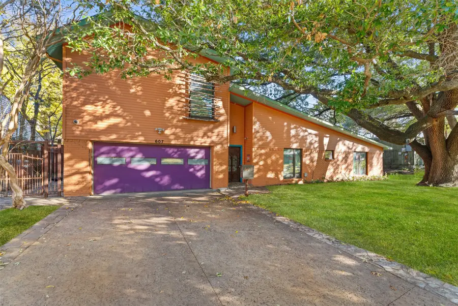 607 Shadywood Lane, Richardson, TX 75080 - Image #3