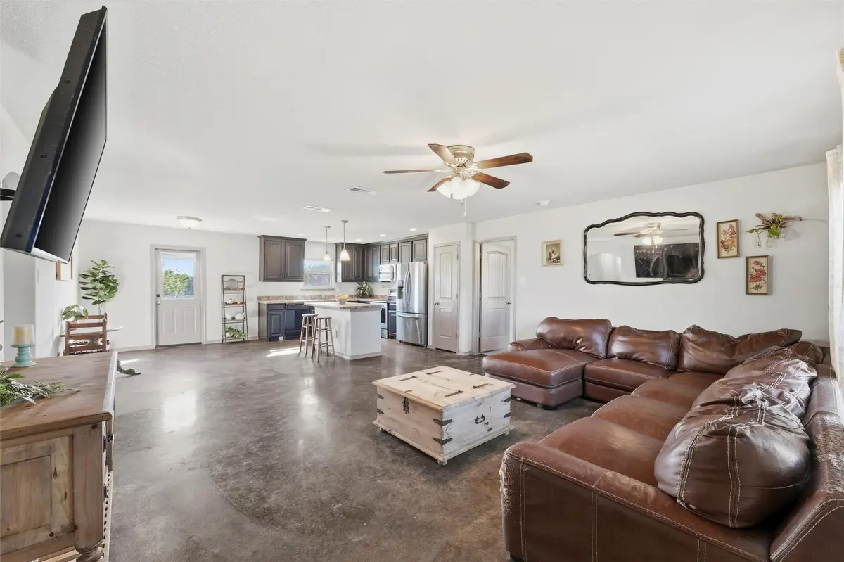 144 Emerald Drive, Weatherford, TX 76087 - Image #1