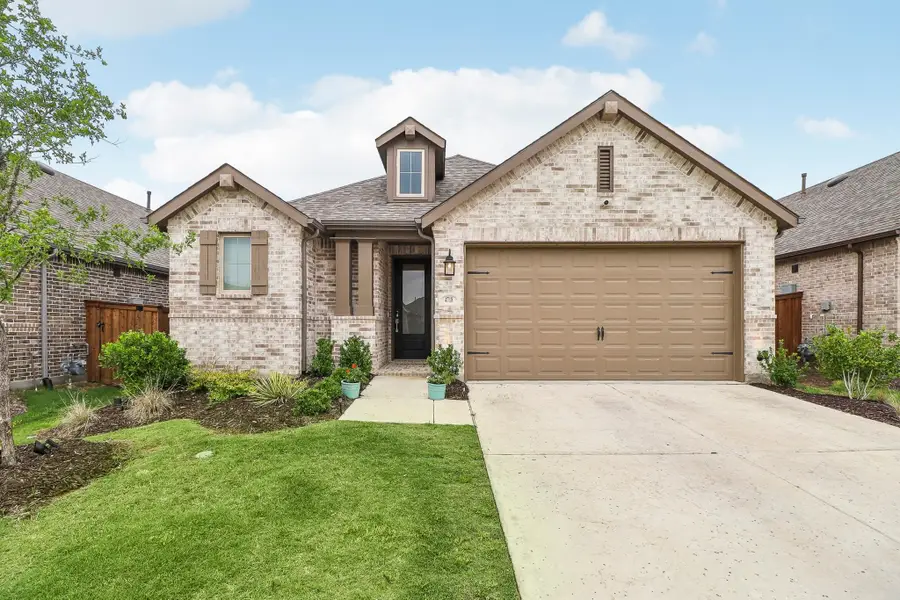 4718 Firewheel Court, Aubrey, TX 76227 - Image #2
