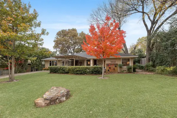 10035 Woodgrove Drive, Dallas, TX 75218