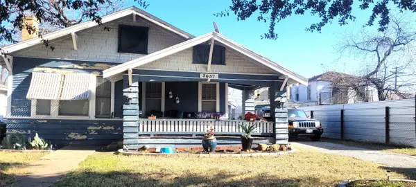 3637 Travis Avenue, Fort Worth, TX 76110