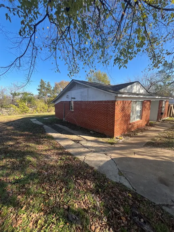 1837 Grove Circle, Mesquite, TX 75149