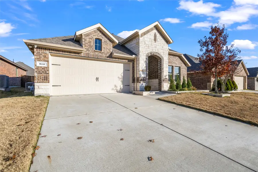 812 Indigo Road, Princeton, TX 75407 - Image #2