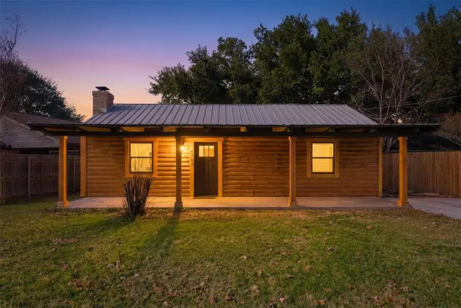 4522 Robin Court, Granbury, TX 76049 - Image #2