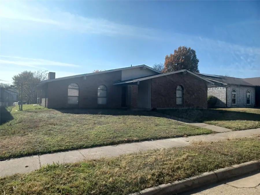 7614 Ashcrest Lane, Dallas, TX 75249 - Image #2