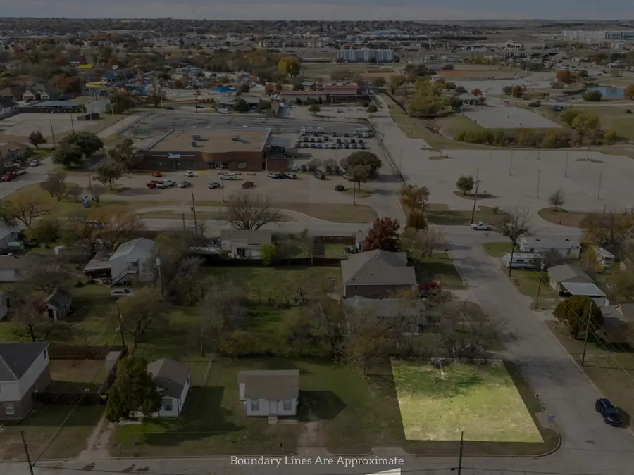 8707 Ronnie Street, White Settlement, TX 76108 - Image #2