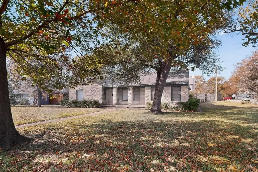 9263 Forest Hills Boulevard, Dallas, TX 75218 - Image #3