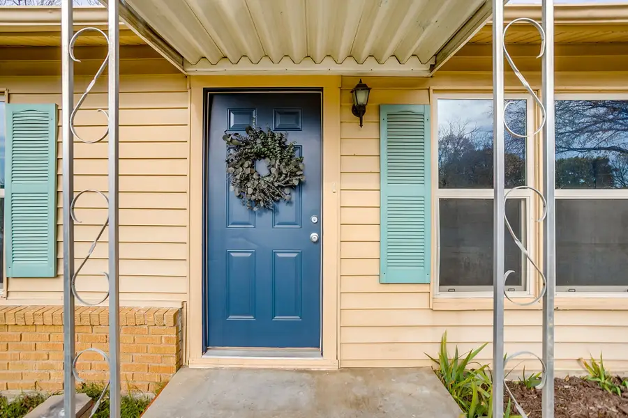 47 Donald Court, Hurst, TX 76053 - #3