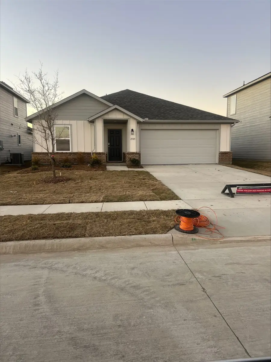 2305 Buffalo Bayou Way, Crandall, TX 75114 - Image #2